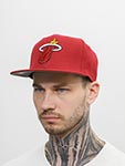 Бейсболка MITCHELL NESS арт. HHSS3256-MHEYYPPPMARO Miami Heat NBA (бордовый)